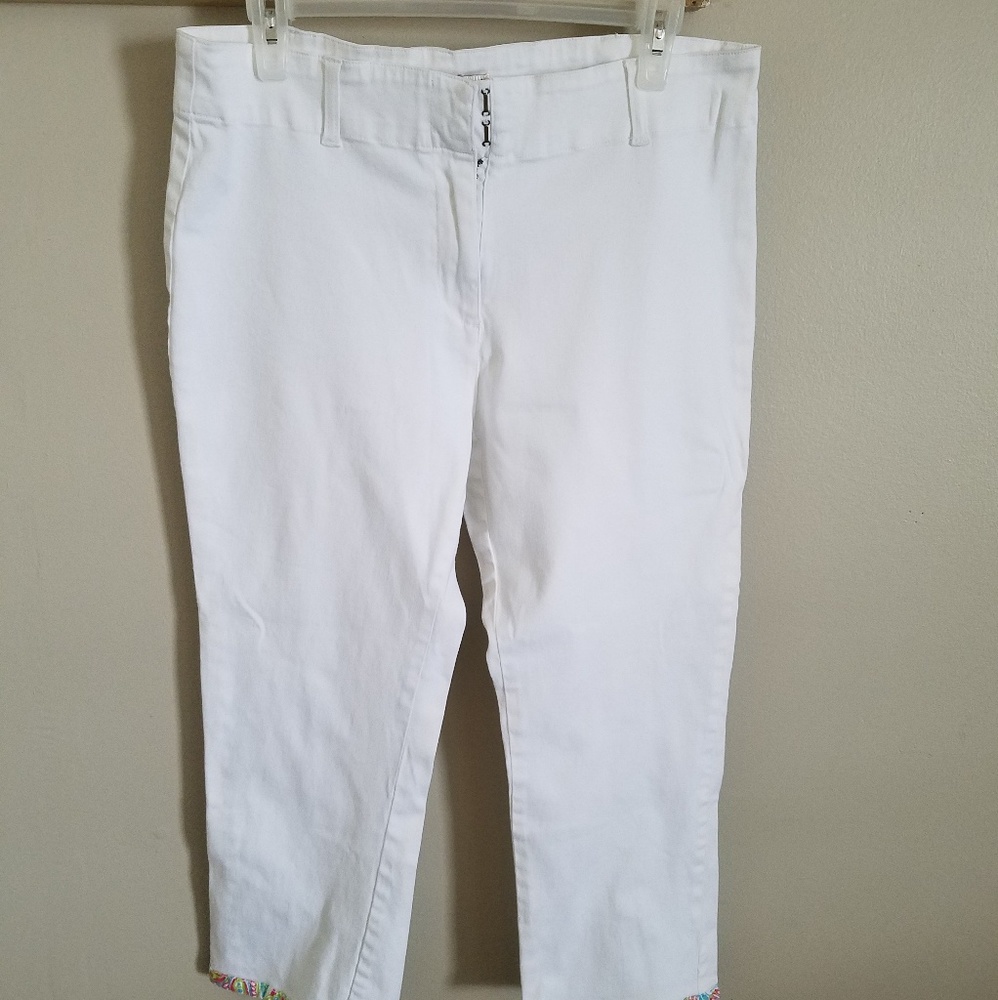 A.M.I. capris